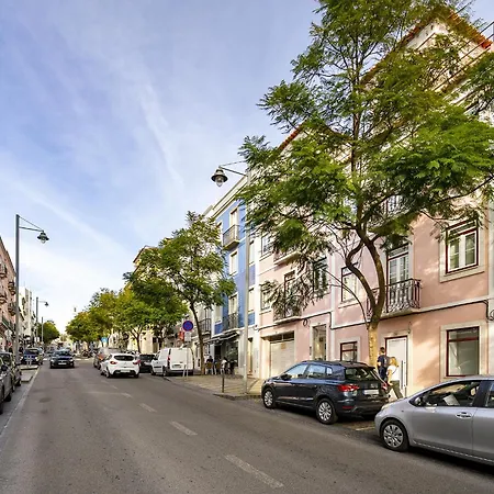 Apartamento Whome Charming Urban Retreat With Skyline Views Lisboa